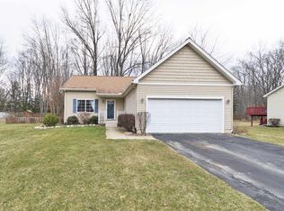 7958 Village Green Rd, Parma, MI 49269