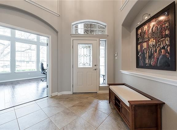4th image of 7132 Tanaqua Ln