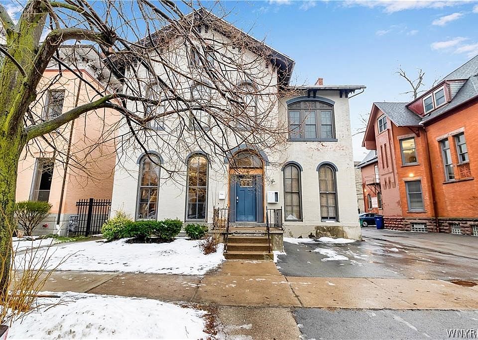 1st image of 429 Franklin St