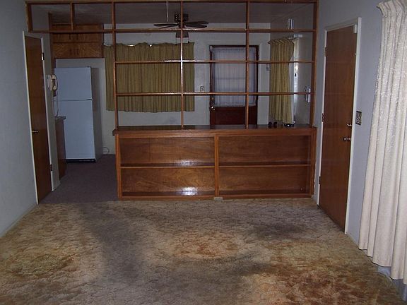 4th image of 416 N IRONWOOD Drive