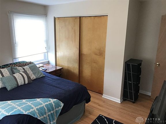 4th image of 2722-2720 Linden Ave