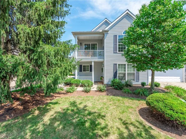 5650 S Greenway Ct APT C, Cleveland, OH 44143