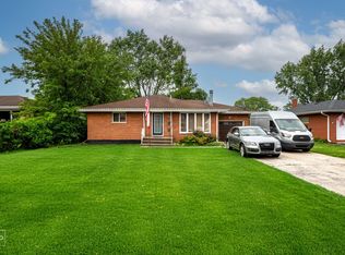 12732 S Austin Ave, Palos Heights, IL 60463