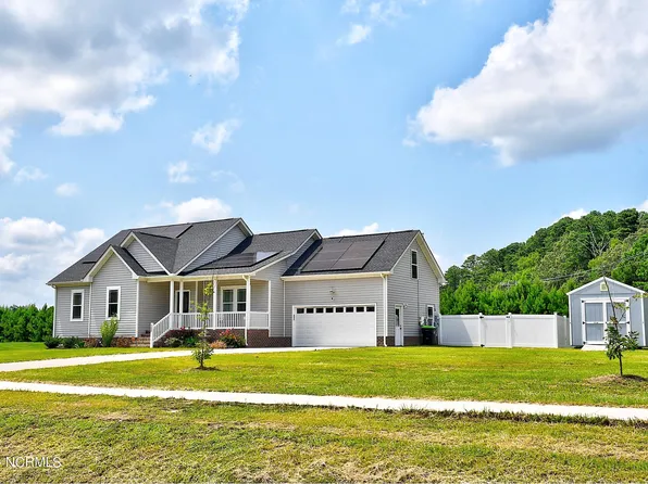 100 Foxglove Drive, Moyock, NC 27958