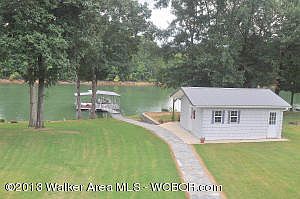 3rd image of 596 E Lakeshore Dr