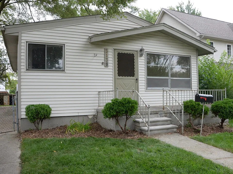 3138 Oakshire Ave