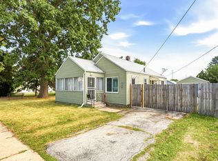 1503 S Van Buren St, Bay City, MI 48708