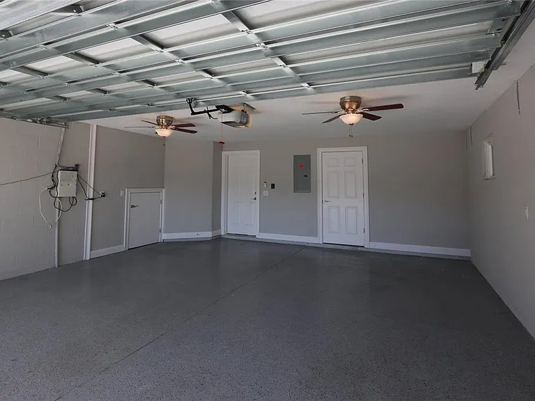 3617 Bay Heights Way — Photo 20