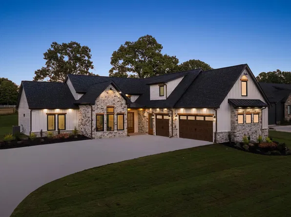 110 Marseille Dr, Simpsonville, SC 29680
