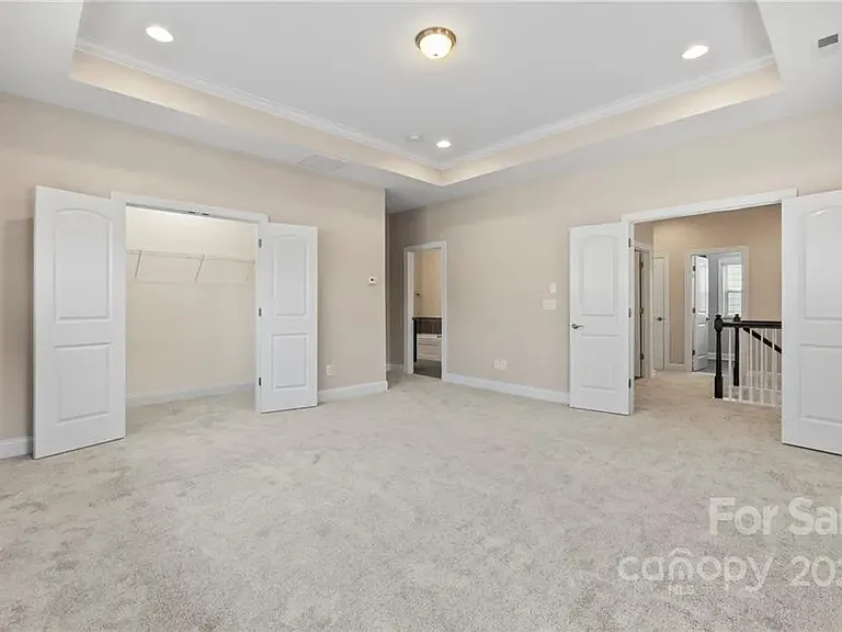 733 Herrin Ave — Photo 14