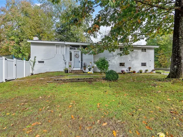 571 County Route 23, Constantia, NY 13044