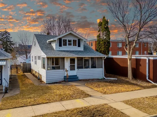253 Warwick St, Saint Paul, MN 55105