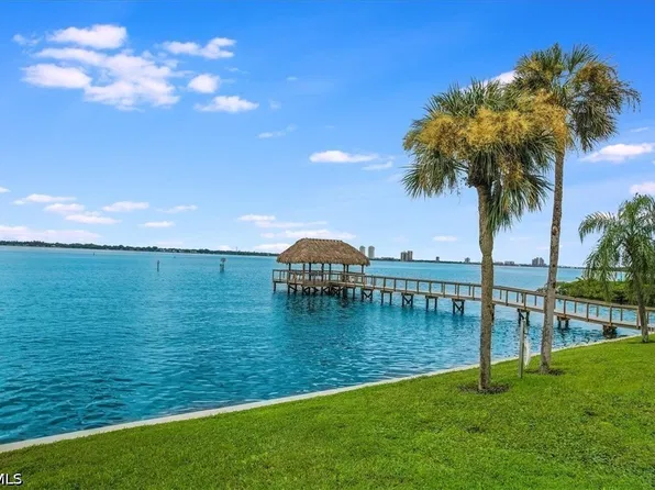 15460 Admiralty Cir APT 6, North Fort Myers, FL 33917