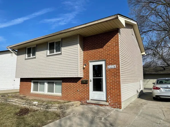 26228 Penn St, Inkster, MI 48141