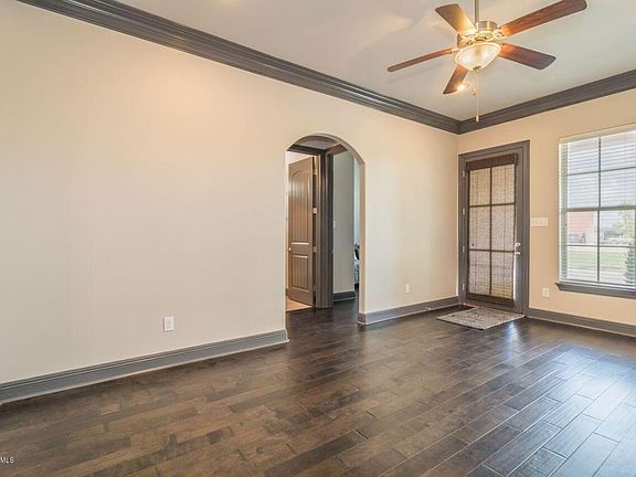 5th image of 124 Stonehurst Dr