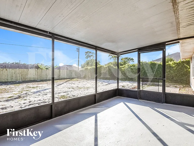 3208 Buckland St — Photo 14