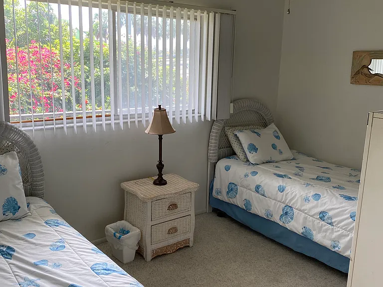 Guest bedroom