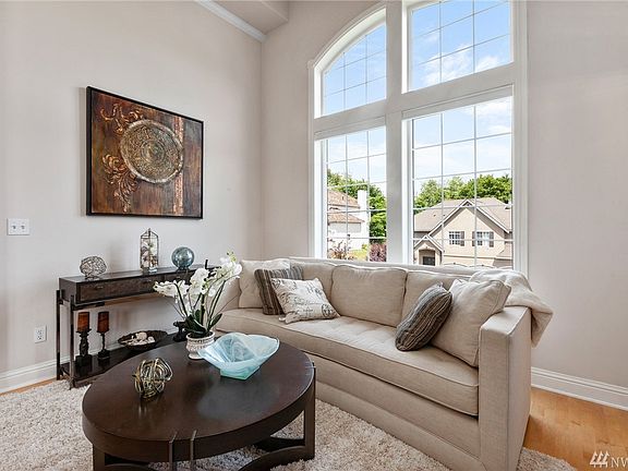 3rd image of 4106 53rd St NE