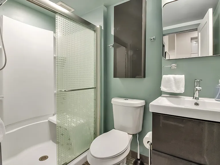 36 E Utica St #1C — Photo 10
