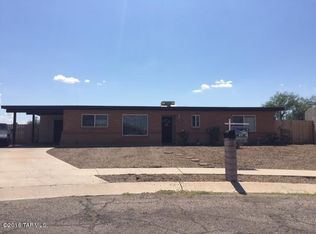 9558 E Sellarole Rd, Tucson, AZ 85730