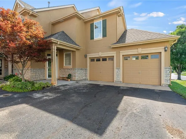21380 W 117th Ter, Olathe, KS 66061
