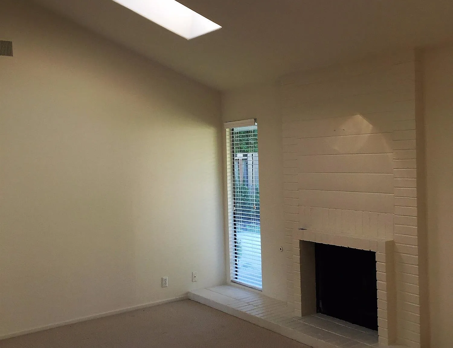 3 bed, 1605 sqft, $2,500 — Photo 4