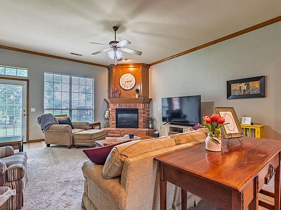 5th image of 1503 Berkshire Pl