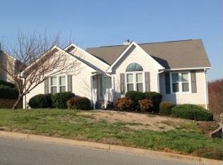 1614 Bush Farm Dr, Vinton, VA 24179