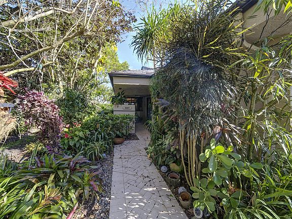 2nd image of 9387 Chelsea Drive #9387