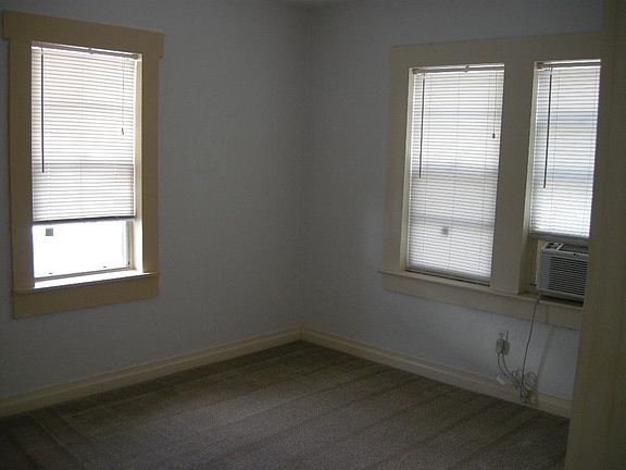 2nd image of 2016 W Kennedy Blvd #3
