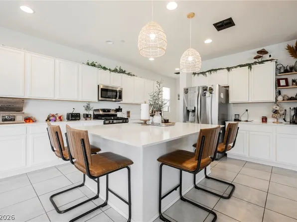 617 Our Heritage St, Henderson, NV 89011