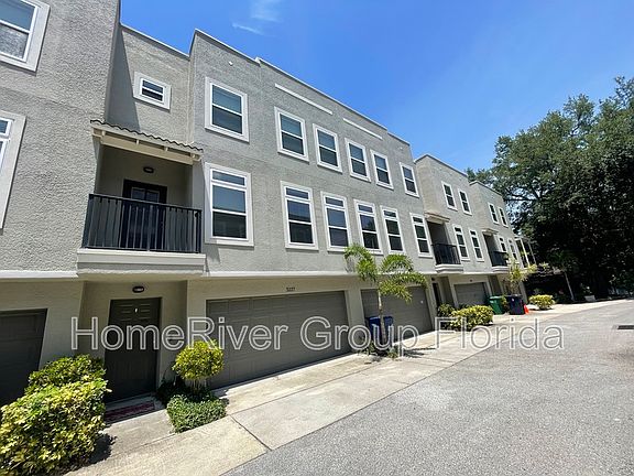 3rd image of 3227 Marcellus Cir