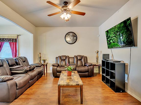2nd image of 12917 Cozy Cove Ave