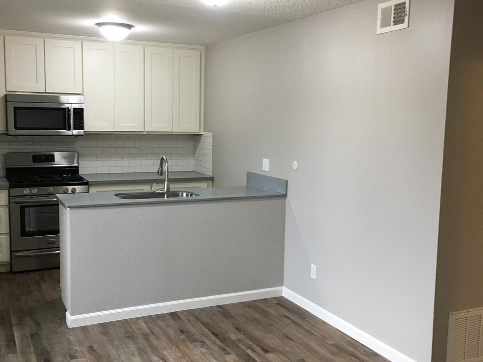 1st image of 11632 Quartz Dr APT 1