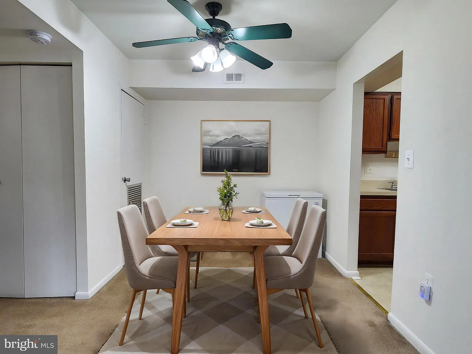 1 bed, 1.0 bath, 750 sqft, $1,750 — Photo 2