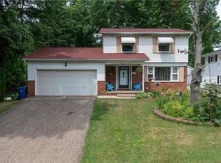 2145 Graham Rd, Stow, OH 44224