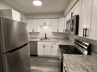 2715 Center St #B, Granite City, IL