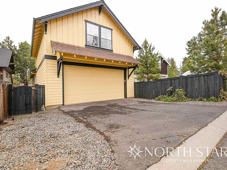 2525 NW High Lakes Loop — Photo 22