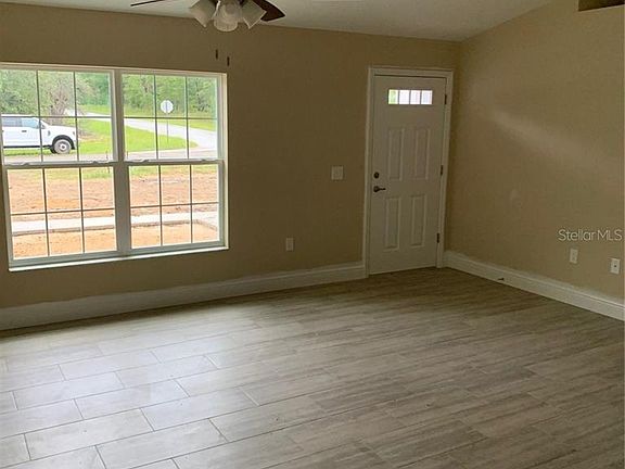 5th image of 8362 N Pitcairn Way