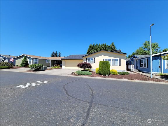2nd image of 16500 SE 1st Street #45