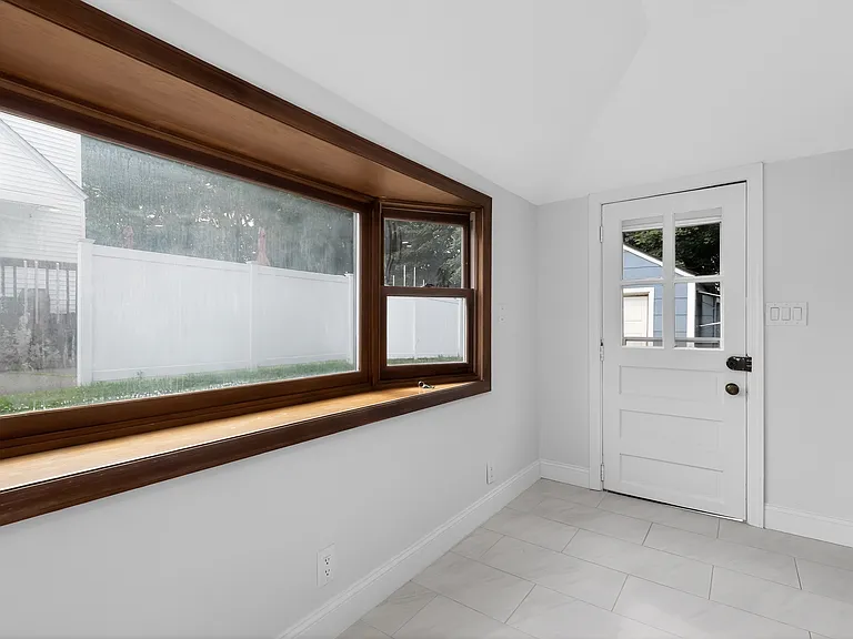 30 Jarvis Rd — Photo 24