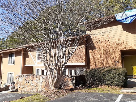 3rd image of 854 Lake Hollow Blvd SW