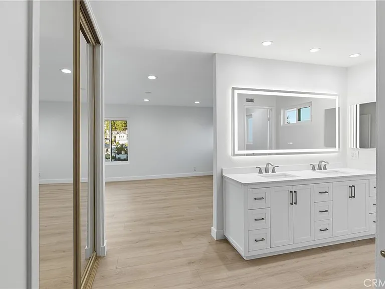 25302 Neptune Dr — Photo 12