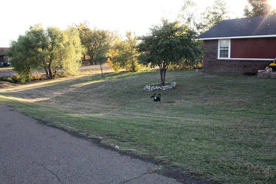 2nd image of 414 S 206th Ave W