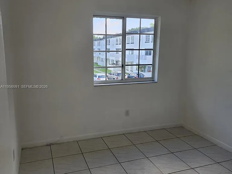 10805 SW 86th St #12 — Photo 20