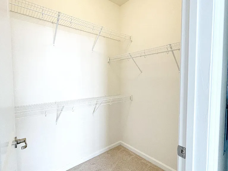 Belmont at Tryon Apartments — Photo 115