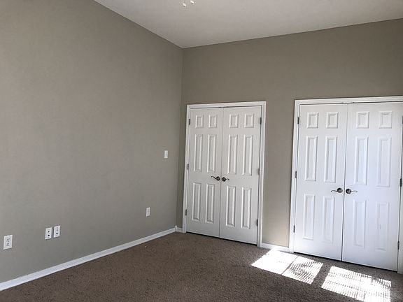 4th image of 2204 Avalon Dr