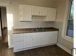 1903 N 33rd St #2, Milwaukee, WI 53208