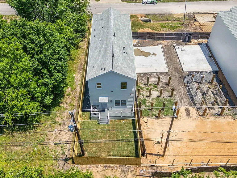 10608 Ashville Dr — Photo 46