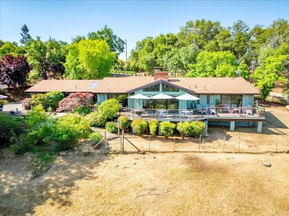 10157 Moran Dr, Auburn, CA 95603